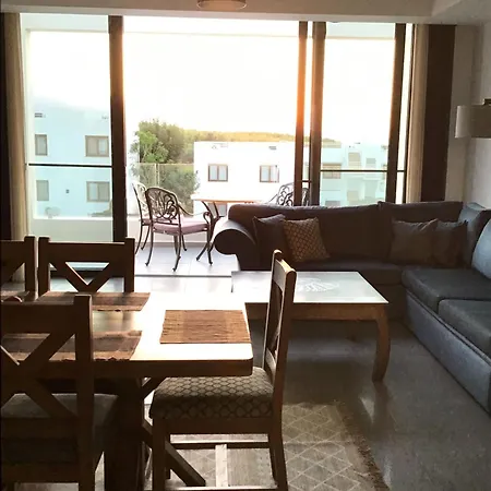 Rooftop With Stunning Views Apartment *